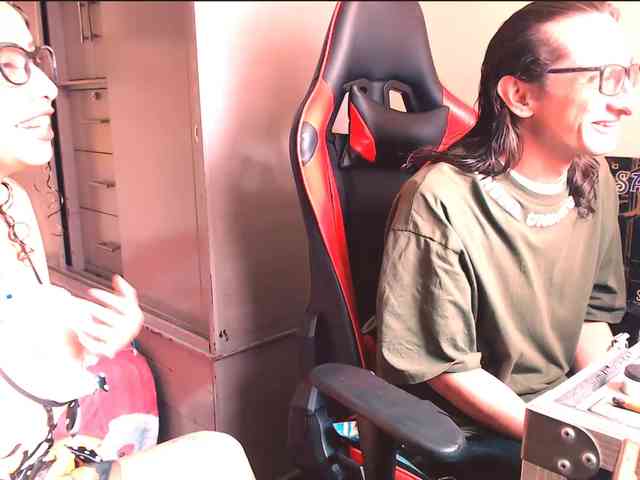 DreamTeachFlame webcam