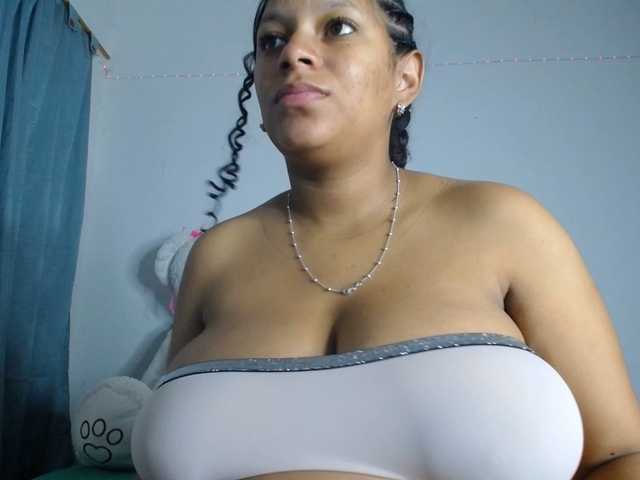 Camila-sex's BongaCams show and profile