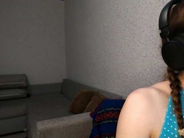  SASSY-VAKE chat room