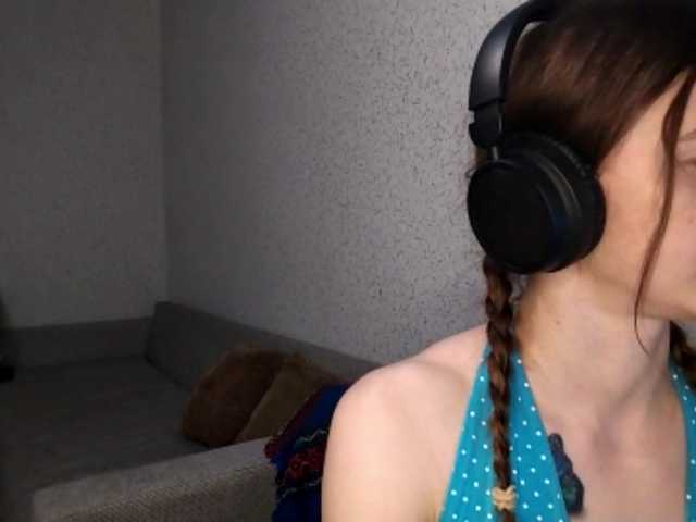  SASSY-VAKE chat room
