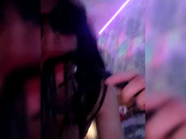 Bonnie777Clyde webcam