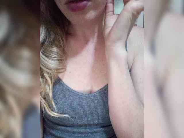 Bonnie777Clyde webcam