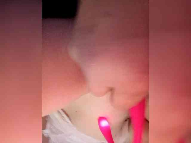 Bonnie777Clyde webcam