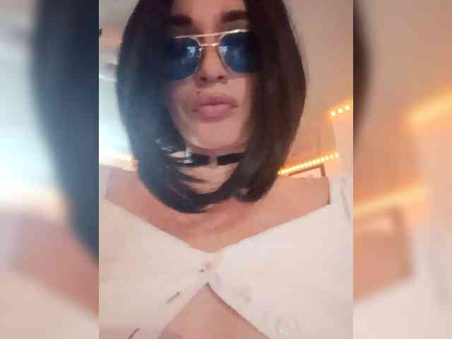 Bonnie777Clyde webcam