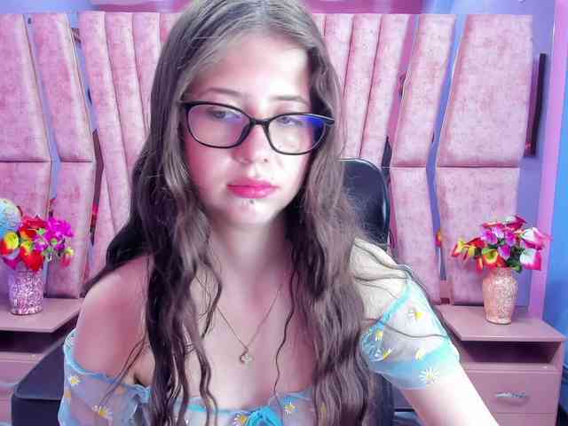 SarahSweett webcam