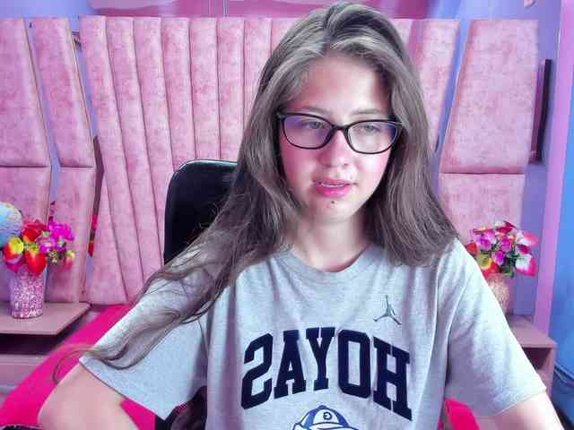 SarahSweett webcam