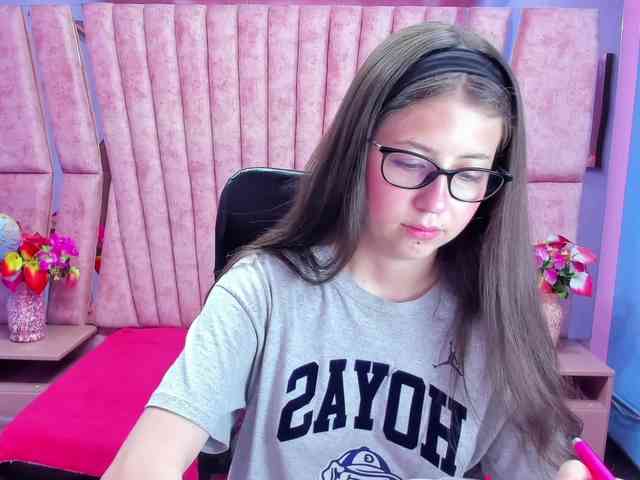 sarahsweett bongacams