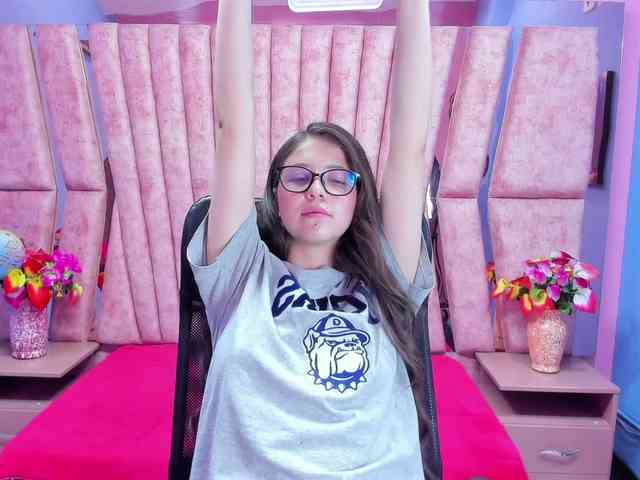 SarahSweett webcam