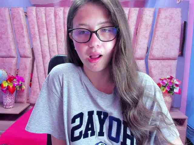 SarahSweett webcam