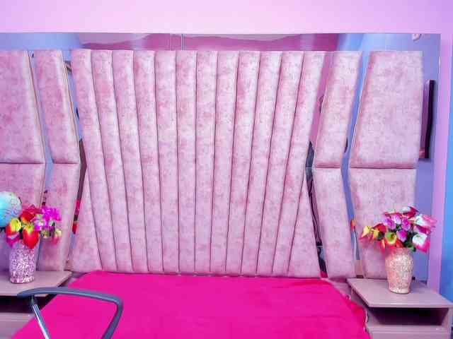 SarahSweett webcam