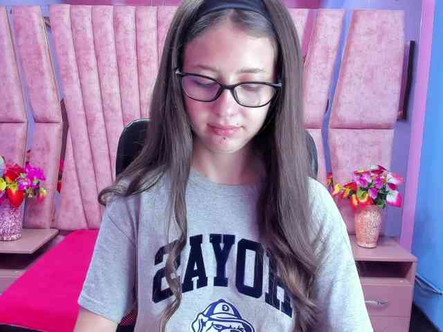 SarahSweett webcam