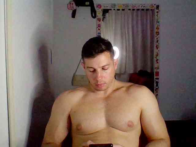 Luca23millo13 Live Webcam on BongaCams