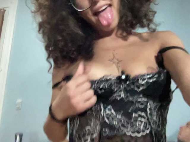 absolutehorror's BongaCams show and profile