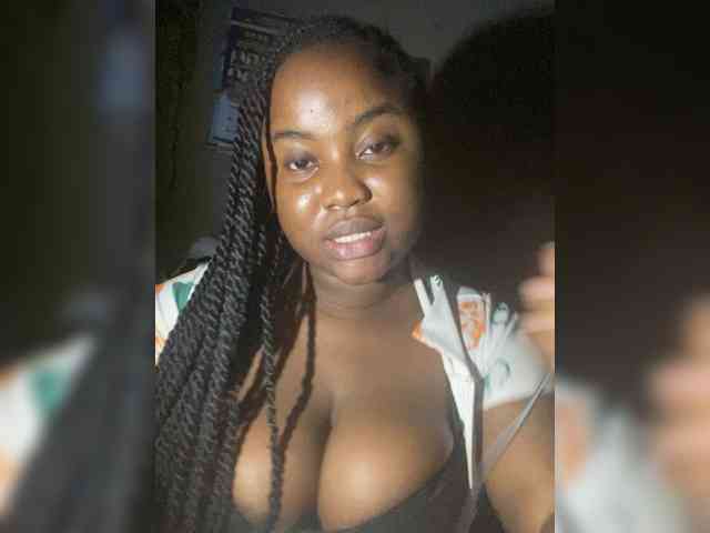 PrettyJade webcam
