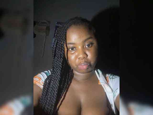 PrettyJade webcam