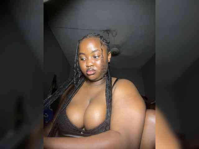 PrettyJade PrettyJade