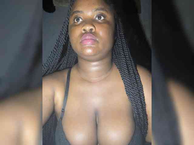PrettyJade webcam