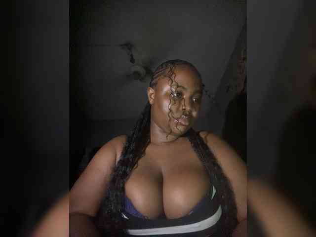 PrettyJade webcam