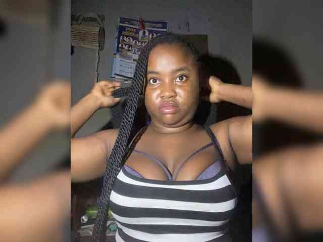 PrettyJade webcam