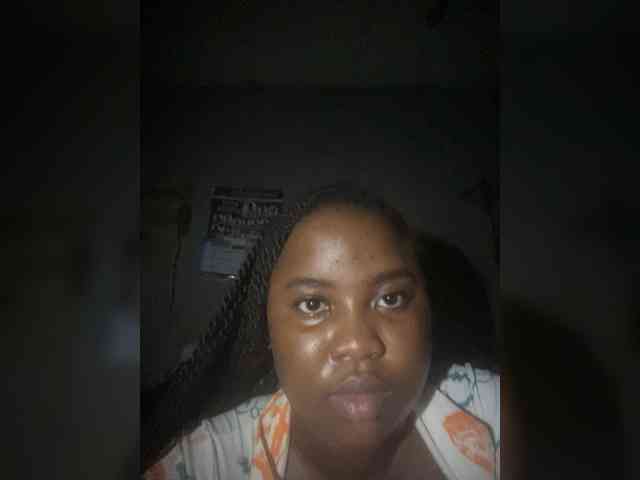 PrettyJade webcam