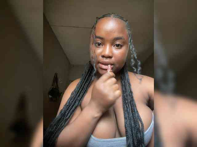 PrettyJade PrettyJade