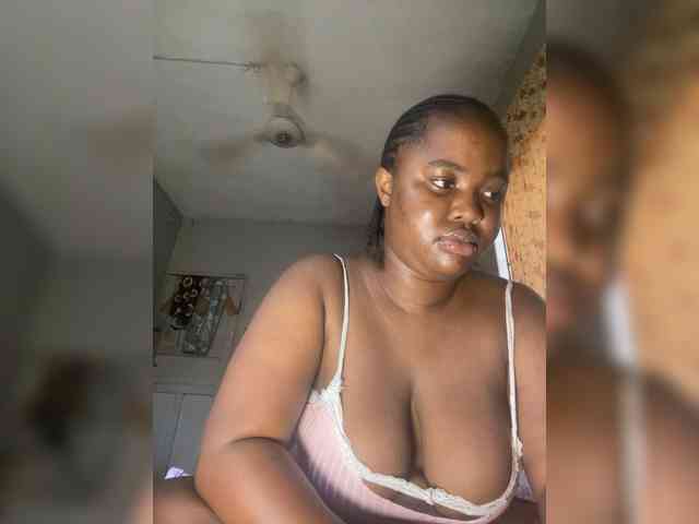 PrettyJade PrettyJade