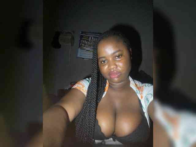 PrettyJade webcam