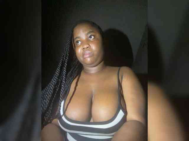 PrettyJade webcam