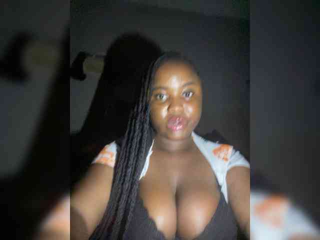 PrettyJade webcam