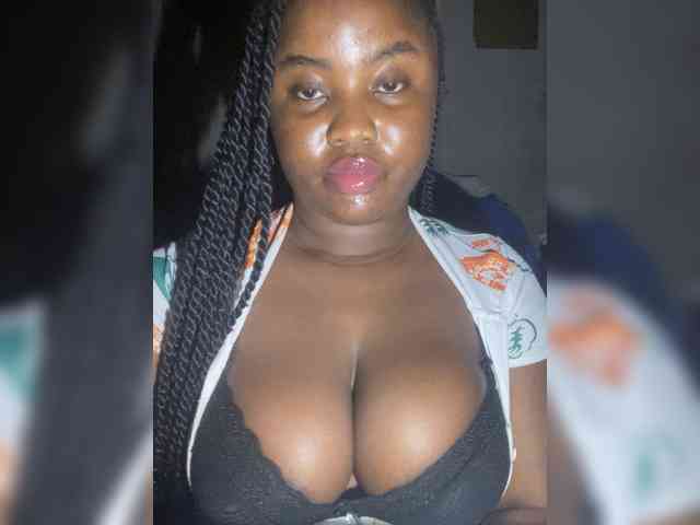 PrettyJade webcam