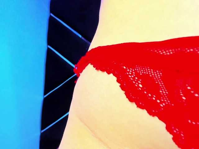 DulceeCherry's BongaCams show and profile