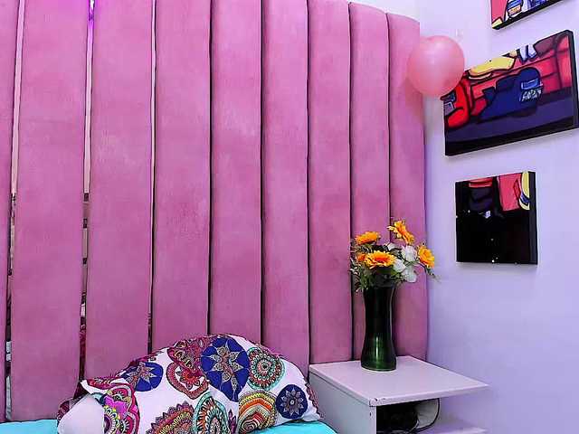 DulceeCherry's BongaCams show and profile