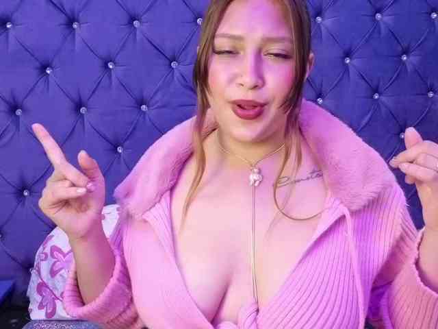 DulceeCherry webcam