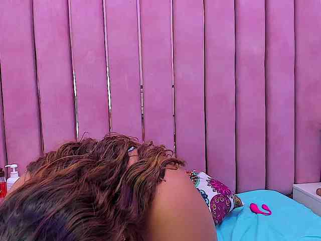 DulceeCherry DulceeCherry