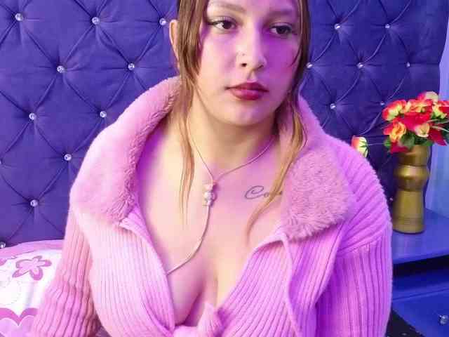DulceeCherry webcam