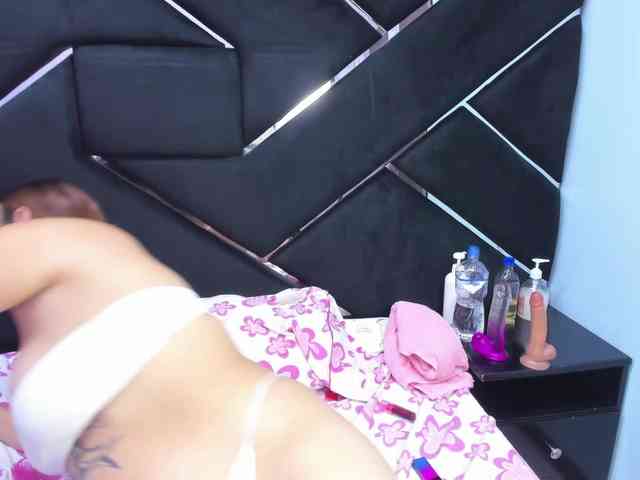 DulceeCherry DulceeCherry