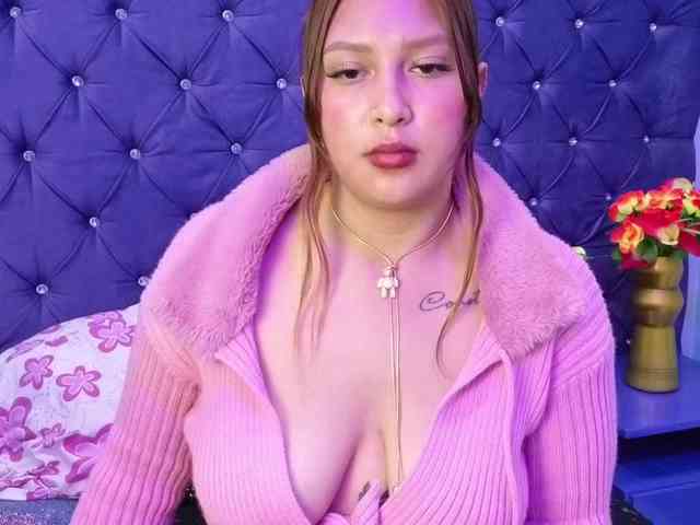 DulceeCherry webcam