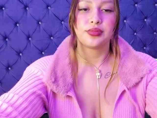 DulceeCherry webcam