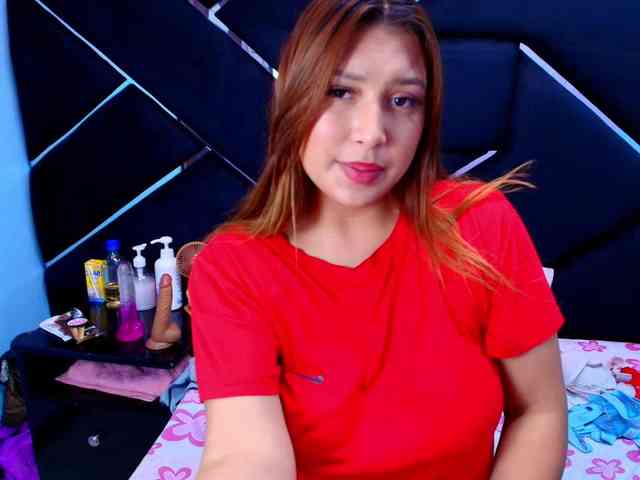 DulceeCherry DulceeCherry