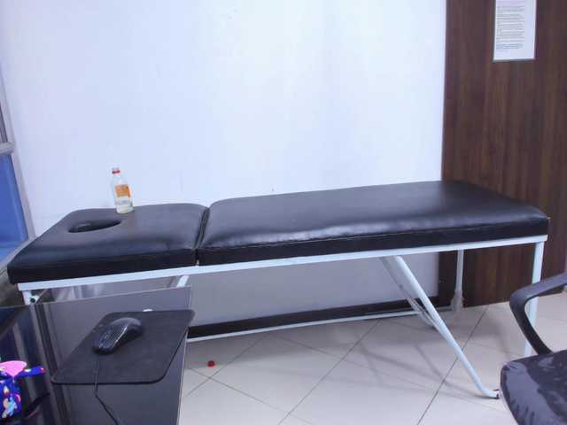 LeilaSmith's BongaCams show and profile