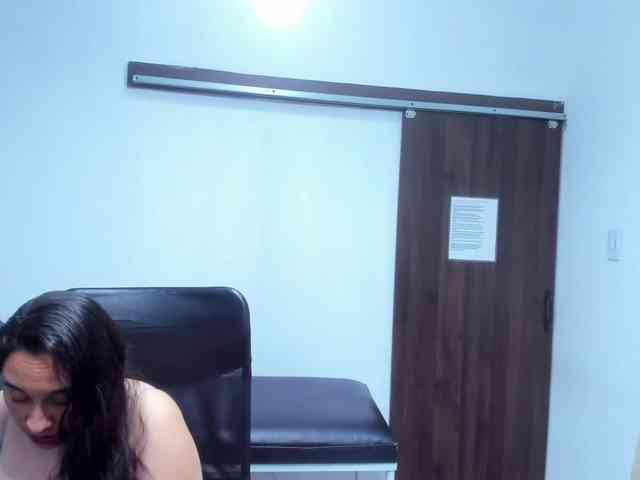 LeilaSmith Live Webcam on BongaCams