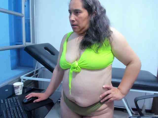 LeilaSmith LeilaSmith