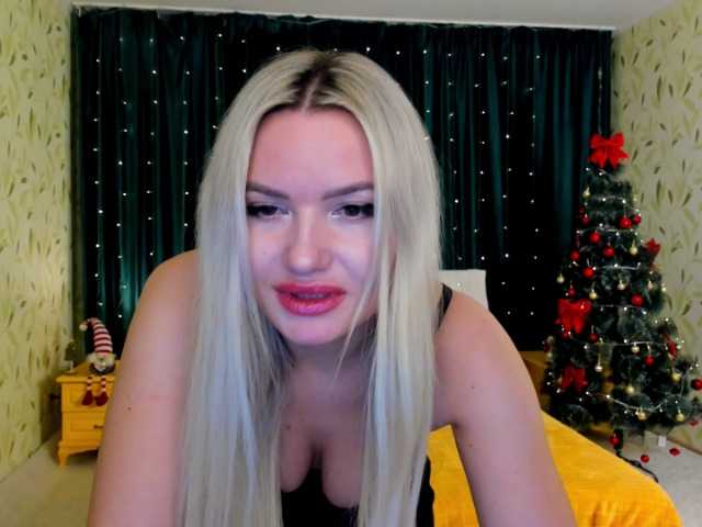 LexiLure webcam bongacams model stream image