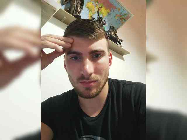Lum7n
