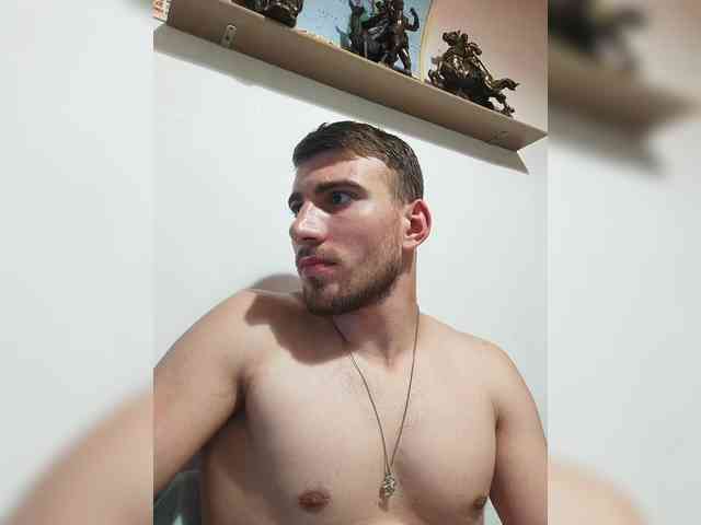 Lum7n