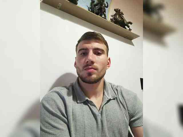 Lum7n