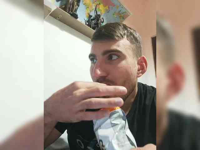 Lum7n