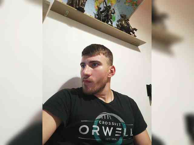 Lum7n