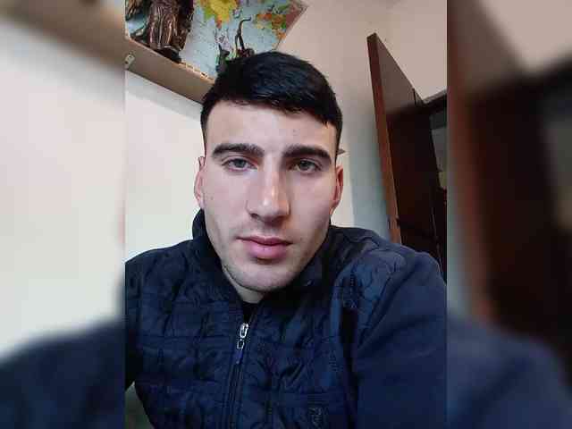 Lum7n