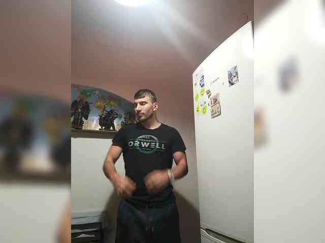Lum7n